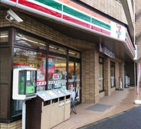 セブンイレブン 練馬春日町5丁目店の画像