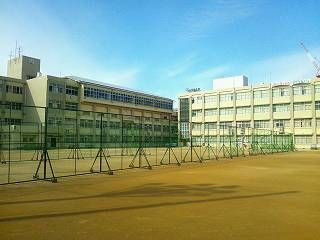 鷹取中学校の画像