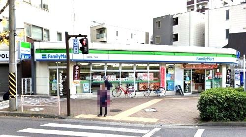 ファミリーマート 川崎貝塚一丁目店の画像