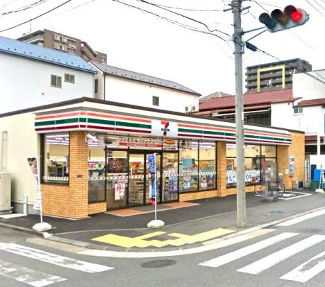 セブンイレブン 川崎元木1丁目店の画像