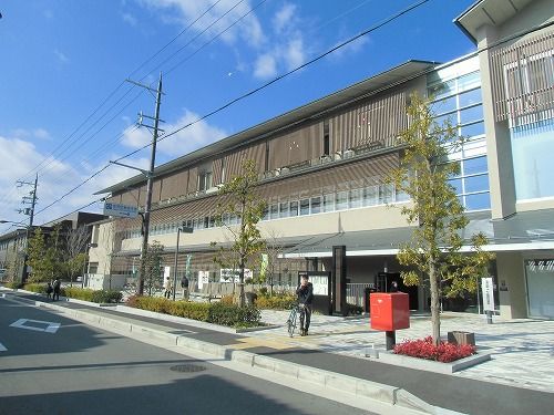 京都市左京区役所の画像