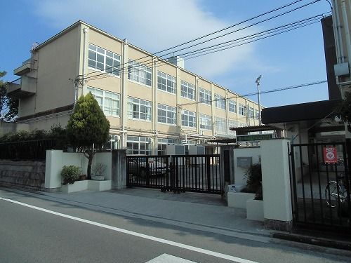 京都市立葵小学校の画像