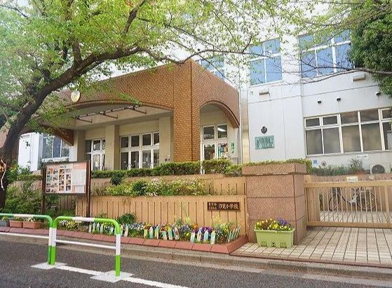 文京区立汐見小学校の画像