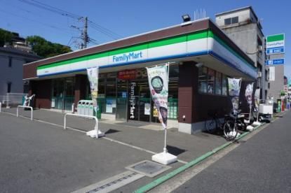 ファミリーマート 根岸二丁目店の画像