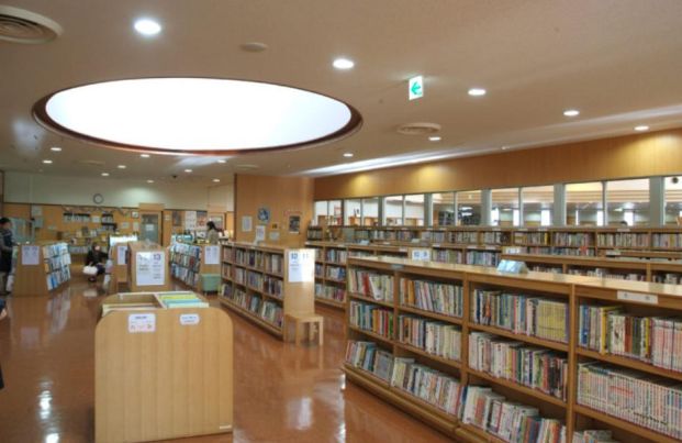 見和図書館の画像