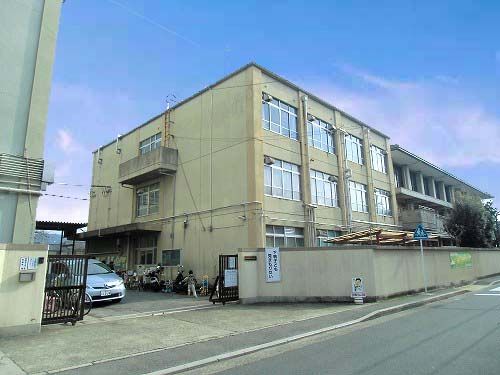 京都市立下鴨小学校の画像