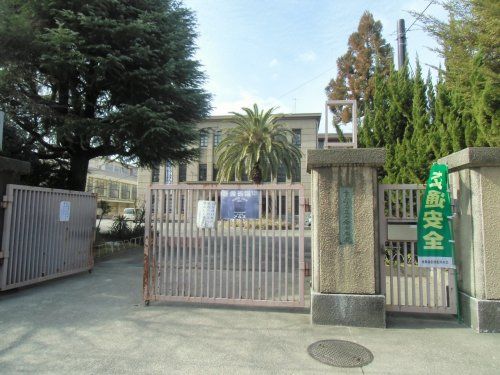 京都市立二条中学校の画像