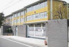 京都市立桂徳小学校の画像