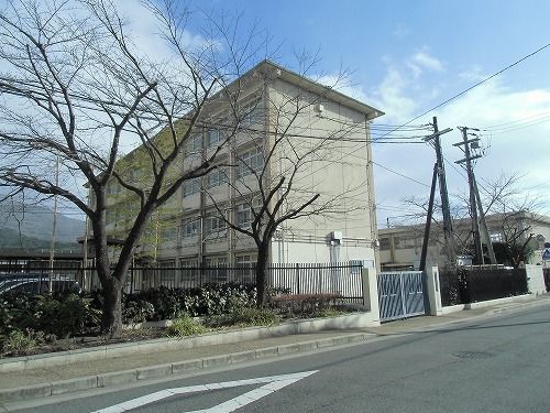 京都市立洛北中学校の画像