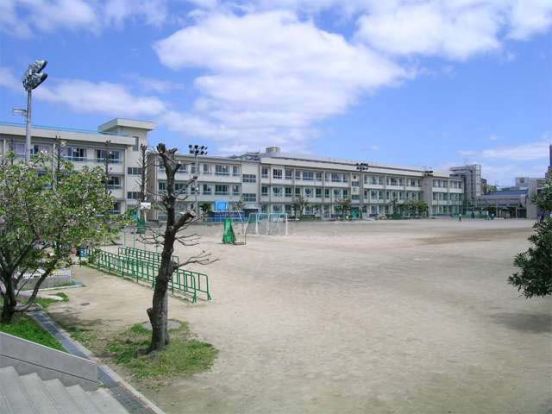 豊中市立庄内西小学校の画像