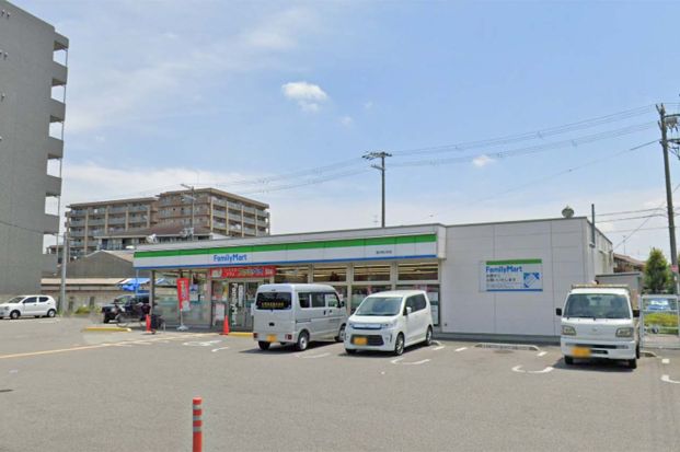 ファミリーマート 豊中島江町店の画像