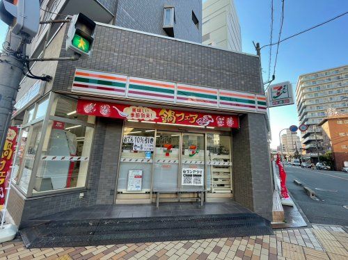 セブンイレブン 吹田広芝町店の画像