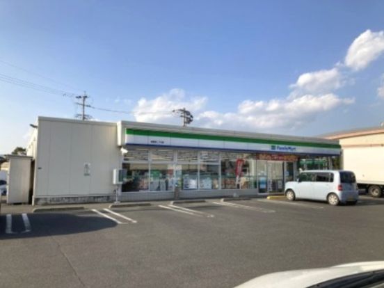 ファミリーマート 鹿屋寿二丁目店の画像