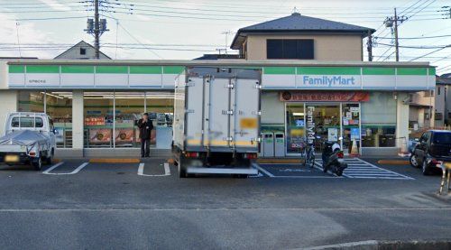 ファミリーマート 松戸柿の木店の画像