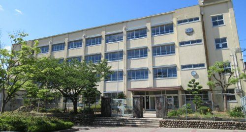 神戸市立高倉中学校の画像