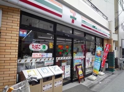 セブンイレブン 板橋大和町店の画像