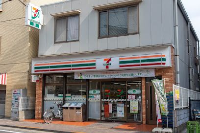 セブンイレブン 大森東店の画像