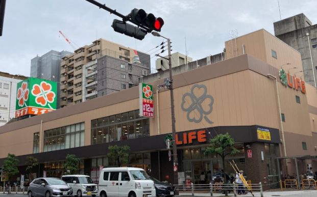 ライフ 阿波座駅前店の画像