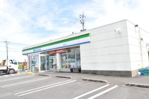 ファミリーマート 高山前田店の画像