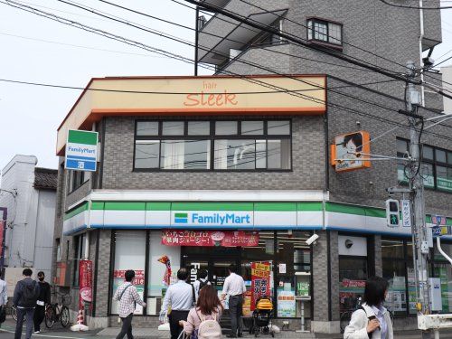 ファミリーマート 下総中山駅北口店の画像