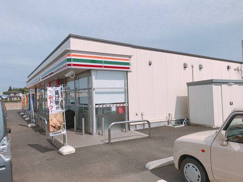 セブンイレブン 八街南中道店の画像