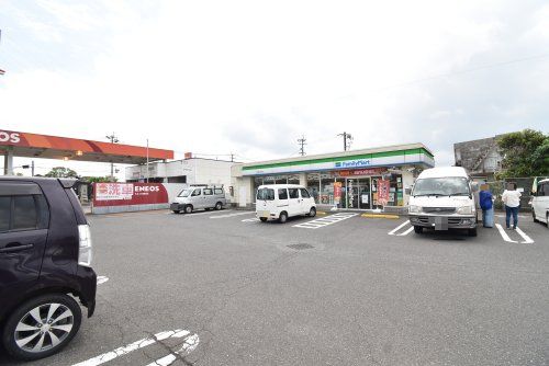 ファミリーマート 鹿屋川西町店の画像