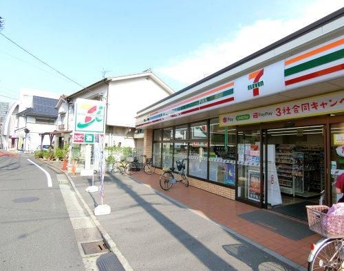 セブンイレブン 足立中川1丁目店の画像