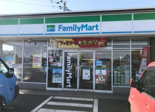 ファミリーマート 美野里西店の画像