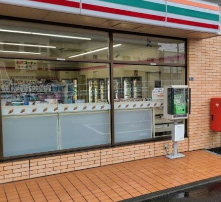 セブンイレブン寺尾西店の画像