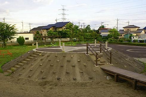 鳩山公園の画像