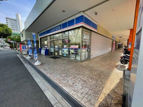 ローソン 東大阪フレスポ長田駅前店の画像