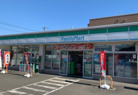 ファミリーマート山下店の画像