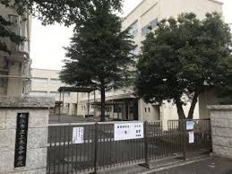 横浜市立上永谷中学校の画像