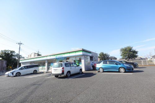 ファミリーマート 千葉貝塚店の画像