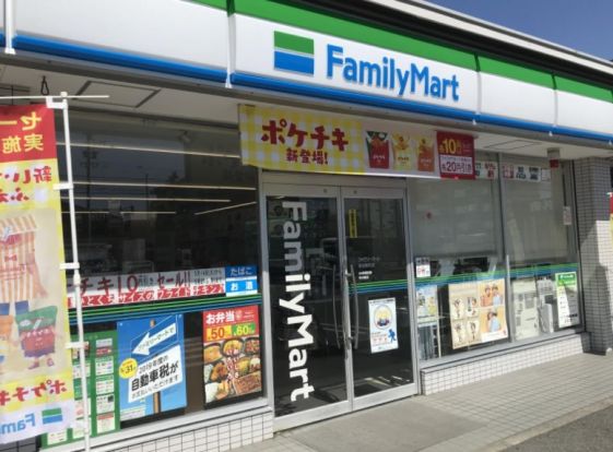 ファミリーマート 砧城山通り店の画像