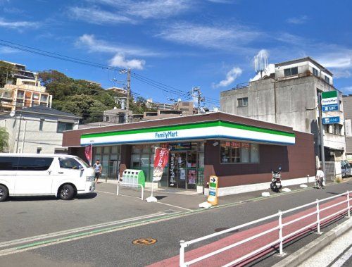 ファミリーマート 根岸駅北店の画像