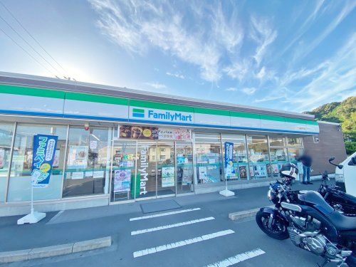 ファミリーマート 静岡千代店の画像