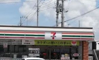 セブンイレブン 高坂駅東口店の画像