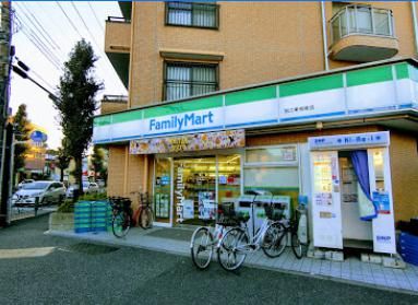 ファミリーマート 狛江東和泉店の画像