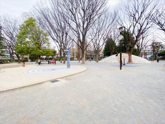 新宿区立白銀公園の画像