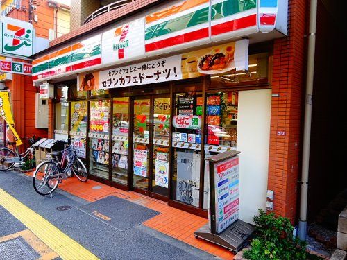 セブンイレブン 杉並高井戸駅前店の画像