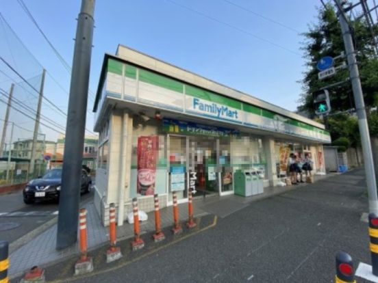 ファミリーマート ニック片倉店の画像