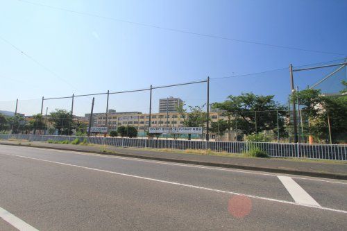 福岡市立四箇田小学校の画像