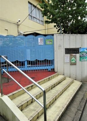 新宿区立大久保幼稚園の画像