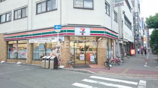 セブンイレブン 大阪大国町駅北店の画像