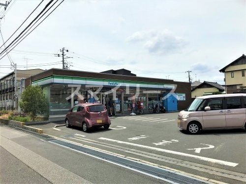 ファミリーマート 南流山二丁目店の画像