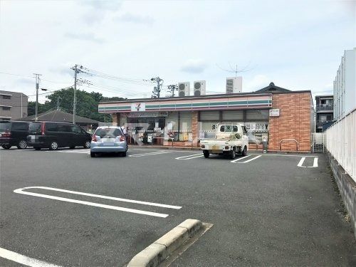 セブンイレブン 南流山郵便局前店の画像