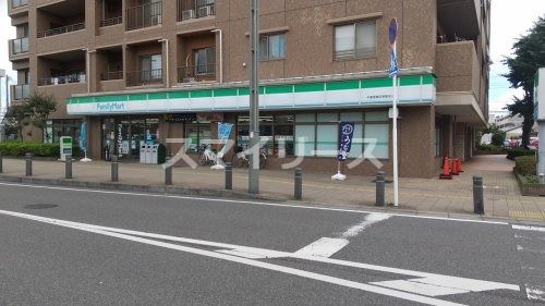 ファミリーマート 中嶋屋豊四季駅前店の画像