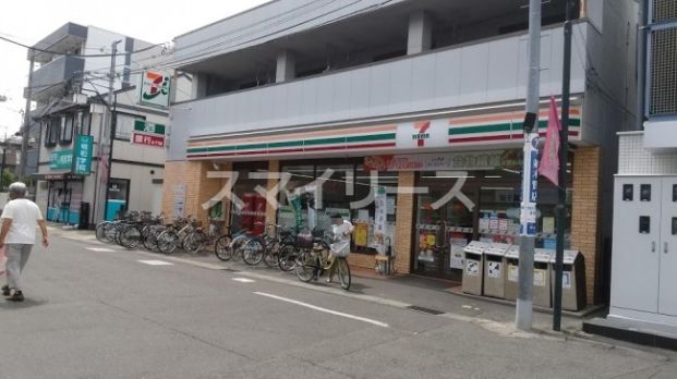 セブンイレブン 流山初石駅前店の画像