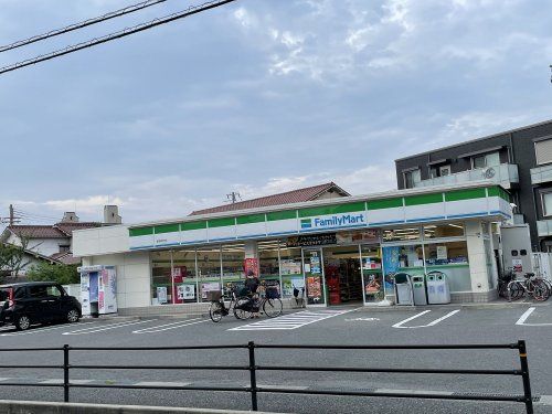 ファミリーマート曽根南町店の画像